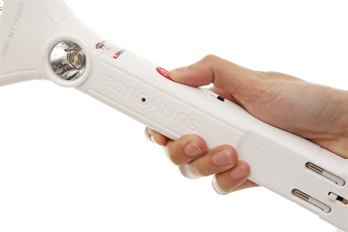 Vợt muỗi Sunhouse SHE-MT1695R Màu Trắng - Đỏ