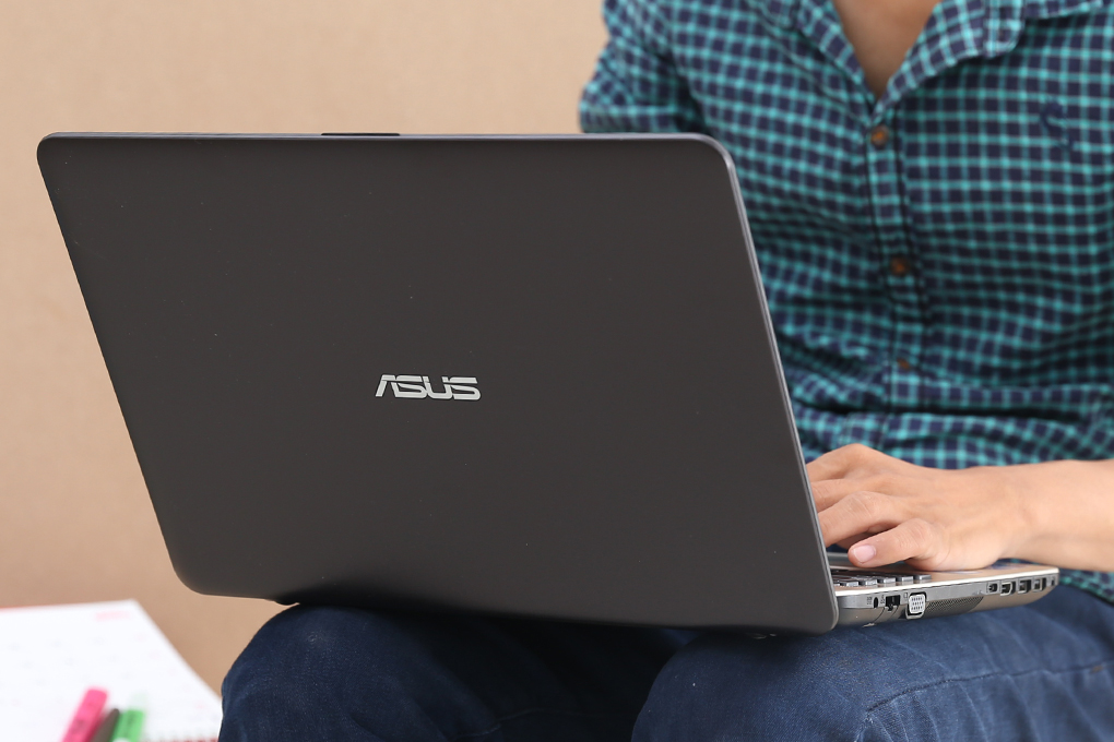 Asus A441UA i3 6006U/4GB/500GB/Win10/(WX156T) - 29