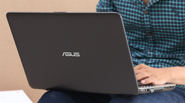 Laptop Asus A441UA i3 6006U/4GB/500GB/Win10/(WX156T)