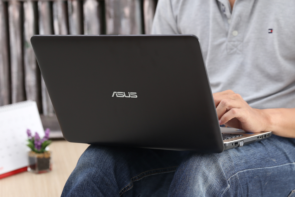Laptop Asus X441NA N4200/4GB/500GB/Win10/(GA070T) Màu Đen