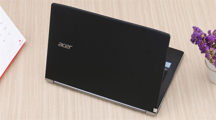 Laptop Acer Aspire SF514 51 72F8 i7 7500U/8GB/256GB/Win10 Màu Đen