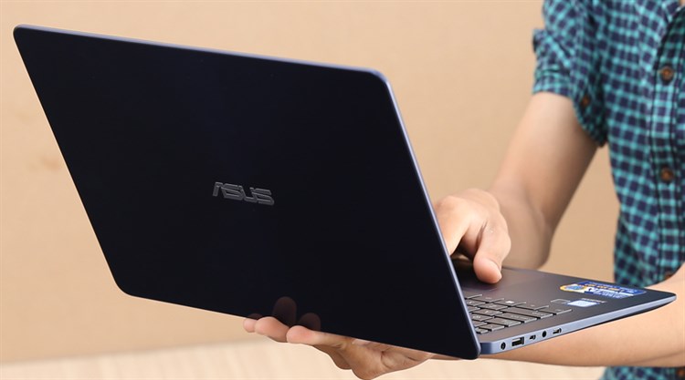 Laptop Asus UX430UA i5 7200U/4GB/256GB/Win10/(GV126T) Màu Xanh Dương