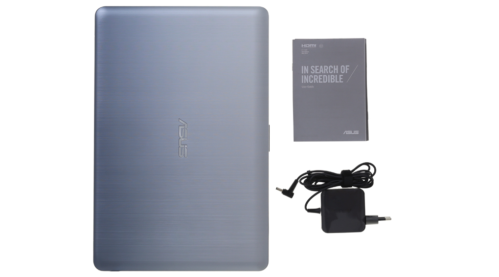 Bộ sản phẩm gồm: Sách hướng dẫn, Thùng máy, Adapter sạc