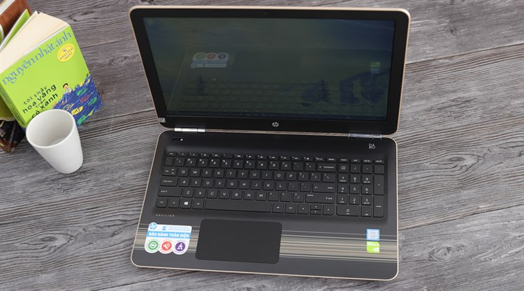Laptop HP Pavilion 15 au120TX i5 7200U/4GB/500GB/2G 940MX/Win10/(Y4G53PA) Màu Vàng đồng