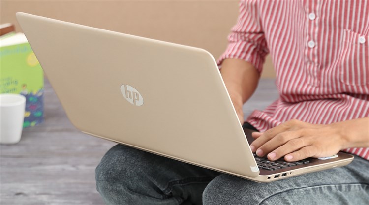 Laptop HP Pavilion 15 au120TX i5 7200U/4GB/500GB/2G 940MX/Win10/(Y4G53PA) Màu Vàng đồng