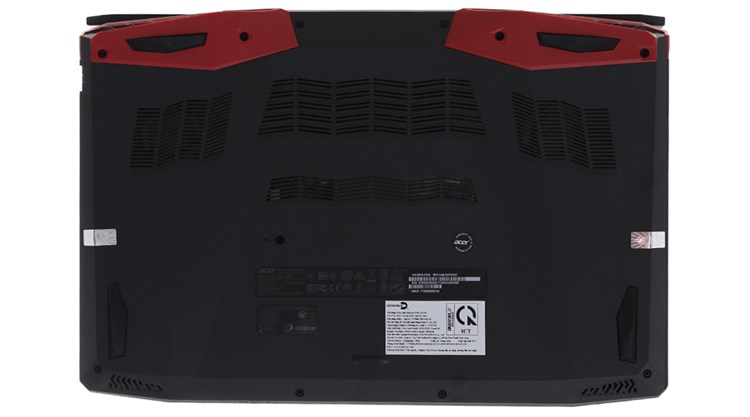 Laptop Acer Aspire VX5-591G-70XM i7 7700HQ/8GB/1TB+128GB/4GB GTX1050/DOS/(NH.GM2SV.0010)