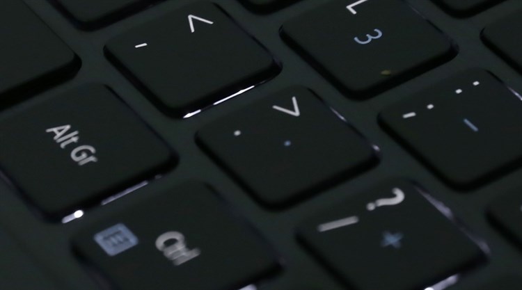 Laptop Acer R5 471T 54W0 i5 6200U/4GB/128GB/Win10/(NX.G7WSV.002) Màu Đen