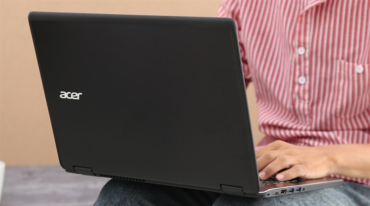 Laptop Acer R5 471T 54W0 i5 6200U/4GB/128GB/Win10/(NX.G7WSV.002) Màu Đen