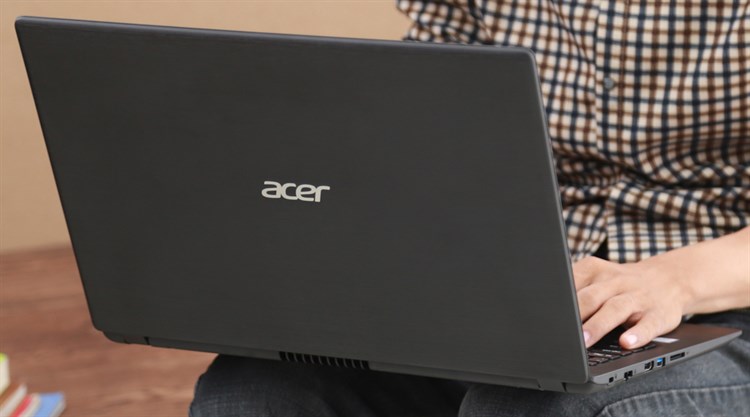 Laptop Acer Aspire A315 51 52AB i5 7200U/4GB/500GB/Win10/(NX.GNPSV.018) Màu Đen