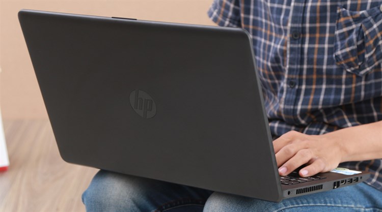 Laptop HP 15 bs571TU i3 6006U/4GB/1TB/Win10/(2JQ68PA)