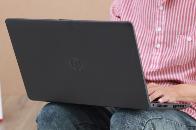 HP 15 bs578TU N3710/4GB/500GB/Win10/(2LR89PA) HP 15 bs578TU N3710/4GB/500GB/Win10/(2LR89PA)