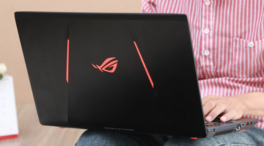 Laptop Asus GL553VD i7 7700HQ/8GB/1TB/4GB GTX1050/Win10/(FY884T) - 13