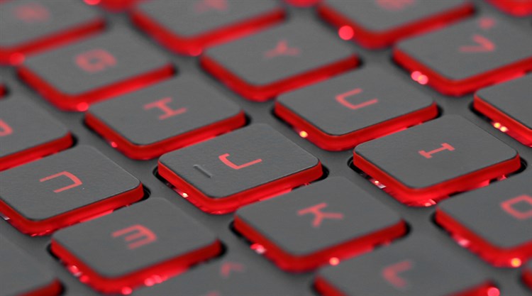 Laptop MSI GL62M 7RDX i7 7700HQ/8GB/1TB/4GB GTX1050/Win10/(1815VN)