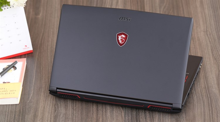 Laptop MSI GL62M 7RDX i7 7700HQ/8GB/1TB/4GB GTX1050/Win10/(1815VN)