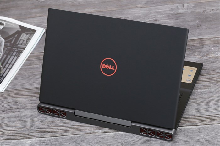 Laptop Dell Inspiron 7567B i7 7700HQ/8GB/1TB+128GB/4GB GTX1050Ti/Win10/(P65F001) Màu Đen