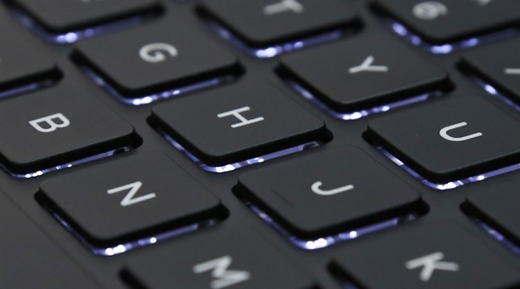 Laptop Dell Inspiron 7567B i7 7700HQ/8GB/1TB+128GB/4GB GTX1050Ti/Win10/(P65F001)