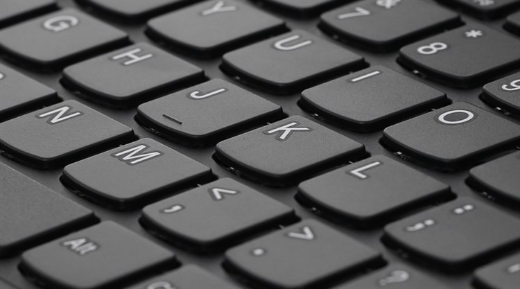 Laptop Lenovo IdeaPad 110 15ISK i3 6006U/4GB/1TB/Win10/(80UD019BVN) Màu Đen