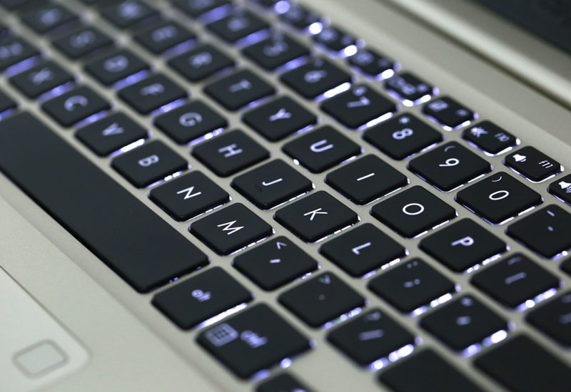 Đèn nền bàn phím tiện lợi trên Laptop Asus Core i5 VivoBook S15 S510UA