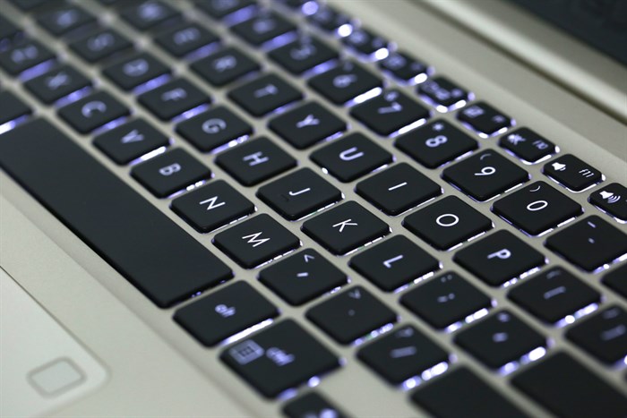 Laptop Asus VivoBook S15 S510UA i5 8250U/4GB/1TB/Win10/(BQ414T) Màu Vàng đồng