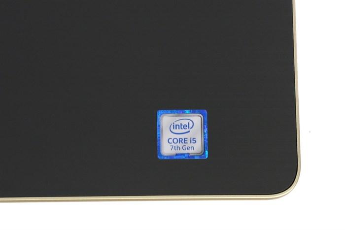 Laptop Dell Vostro 5568 i5 7200U/4GB/1TB/Dos/(‎70134546) Màu Vàng đồng