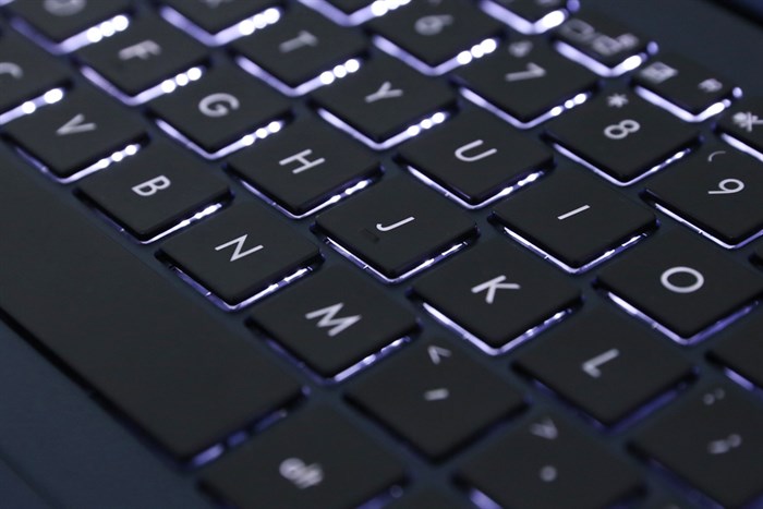 Laptop Asus UX430UA i5 8250U/8GB/256GB/Win10/(GV334T) Màu Xanh Dương