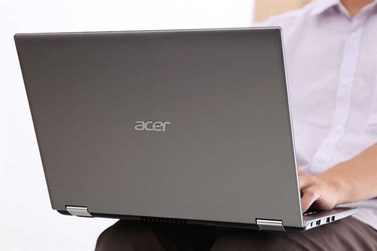 Laptop Acer Spin 3 SP314 51 39WK i3 7130U/4GB/500GB/Win10 (NX.GUWSV.001) Màu Xám