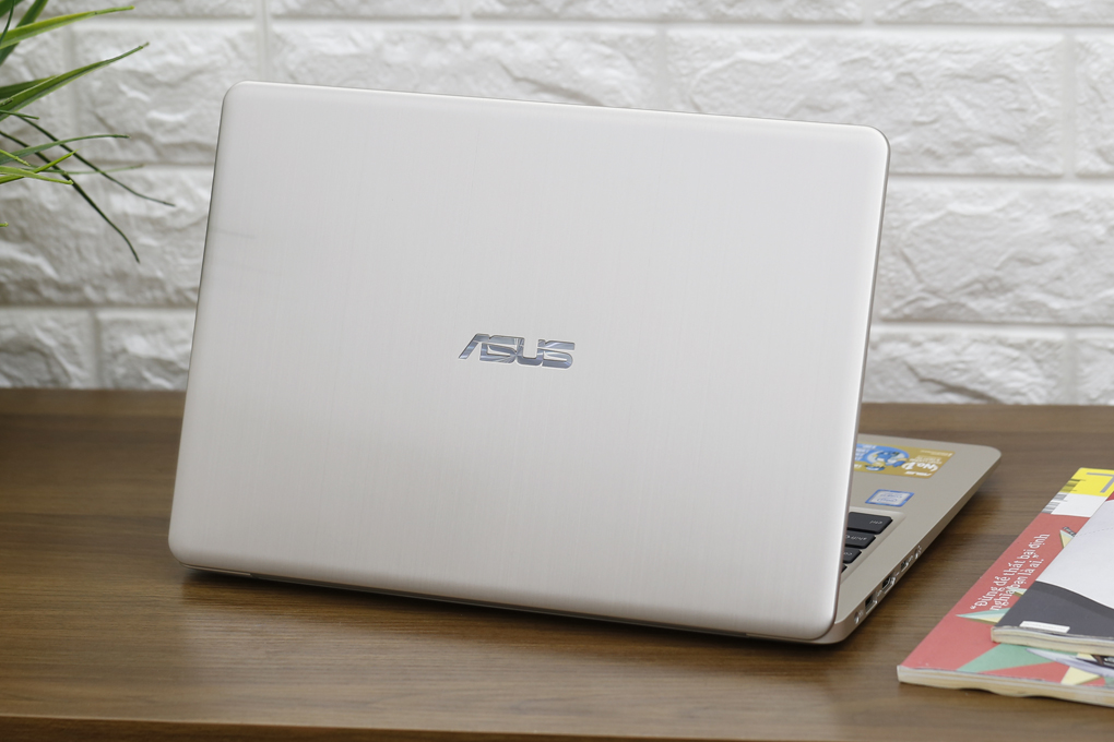 Laptop Asus VivoBook S14 S410UA i5 8250U/4GB/1TB/Win10/(EB003T) Màu Vàng đồng