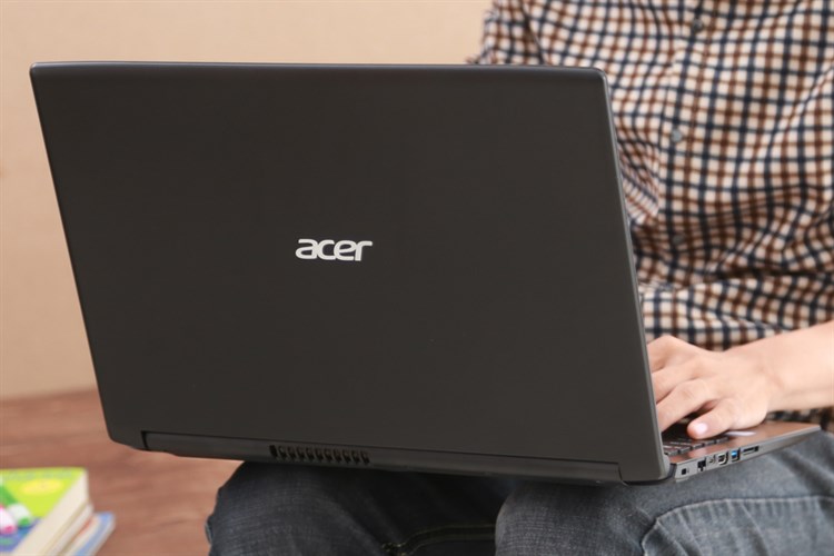 Laptop Acer Aspire A515 51G 51EM i5 8250U/4GB/1TB/2GB MX150/Win10/(NX.GTCSV.002) Màu Đen
