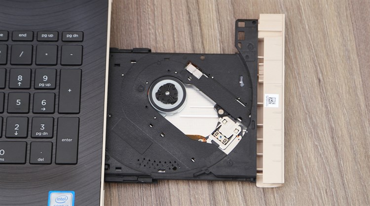 Laptop HP 15 bs647TU i3 6006U/4GB/500GB/Win10/(3MR94PA)