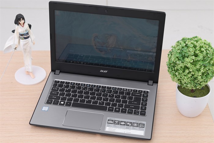 Laptop Acer Aspire E5 476 i3 8130U/4GB/500GB/Win10 (NX.GWTSV.002) Màu Xám