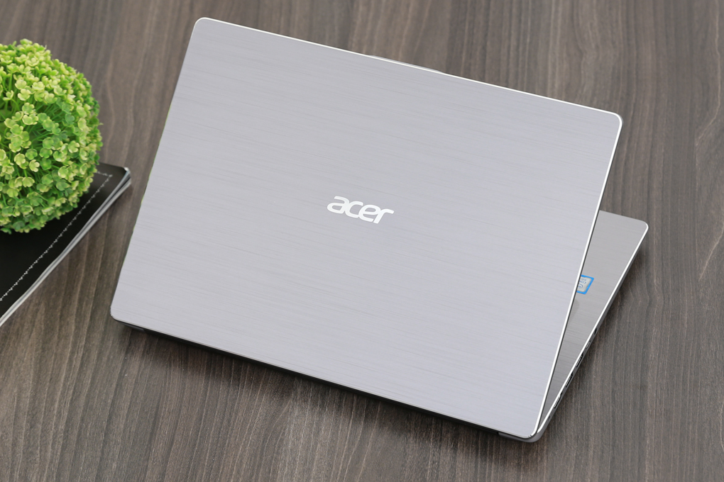 Laptop Acer Swift 3 SF314 54 51QL i5 8250U/4GB/1TB/Win10 (NX.GXZSV.001) Màu Bạc