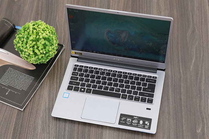 Laptop Acer Swift 3 SF314 54 51QL i5 8250U/4GB/1TB/Win10 (NX.GXZSV.001) Màu Bạc