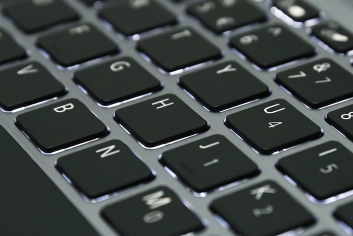 Laptop Acer Swift 3 SF314 54 51QL i5 8250U/4GB/1TB/Win10 (NX.GXZSV.001) Màu Bạc