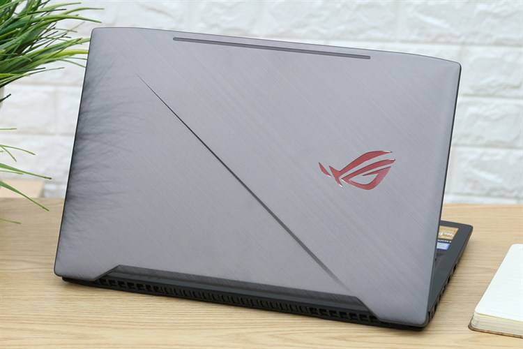 Laptop Asus ROG Strix Scar GL503GE i7 8750H/8GB/1TB+128GB/4GB GTX1050Ti/Win10/(EN021T)