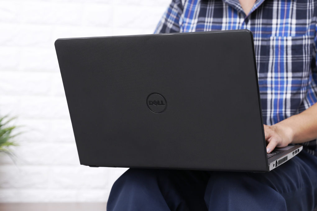 Laptop Dell Inspiron 3576 i5 8250U/4GB/1TB/Win10/(P63F002N76F) Màu Đen