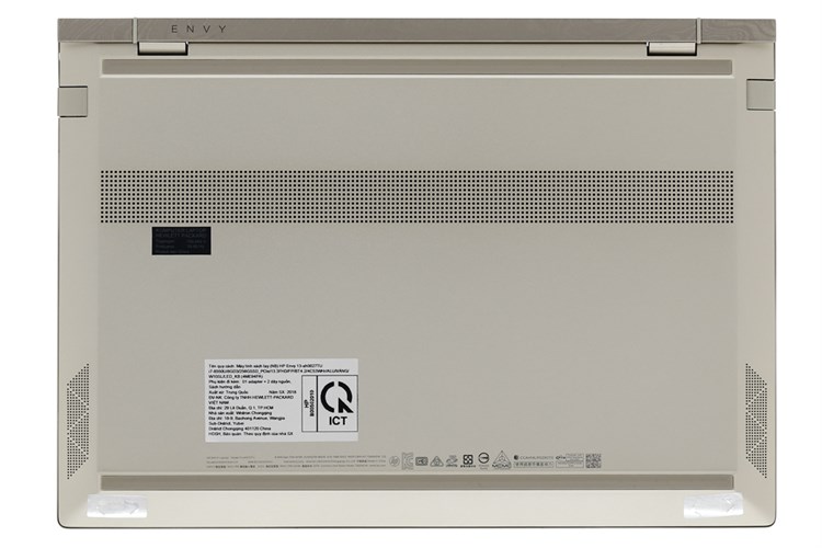 Laptop HP Envy 13 ah0027TU i7 8550U/8GB/256GB/Win10/(4ME94PA)