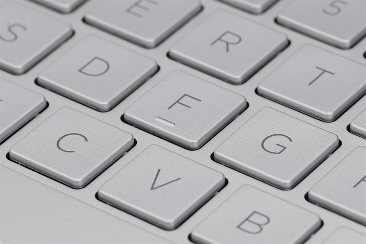 Laptop HP Pavilion 15 cs0018TU i5 8250U/4GB/1TB/Win10/(4MF09PA)