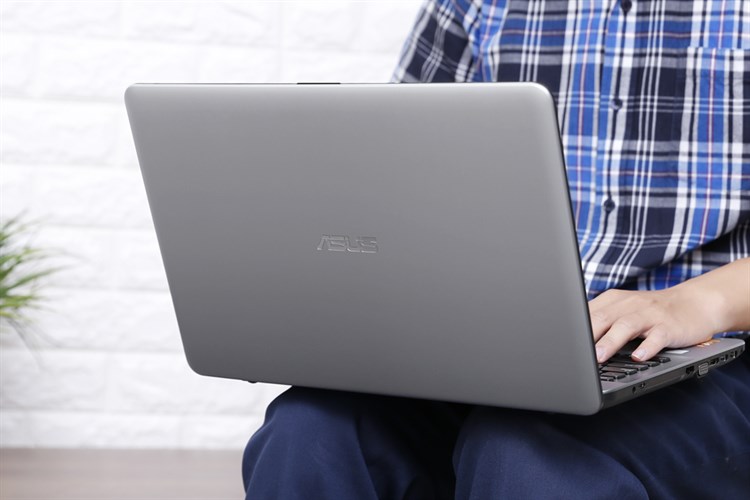 Laptop Asus VivoBook X541UA i3 6100U/4GB/1TB/Win10/(XO777T) Màu Xám