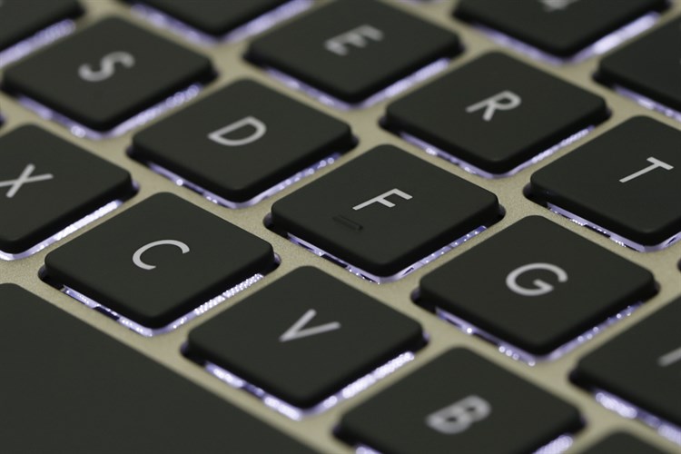 Laptop Asus VivoBook S14 S410UA i3 8130U/4GB/1TB/Win10/(EB633T) Màu Vàng đồng