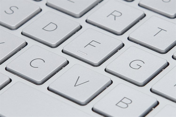 Laptop HP Pavilion 14 ce0021TU i3 8130U/4GB/1TB/Win10/(4MF00PA)