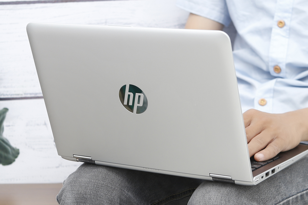 Laptop HP Pavilion X360 ad104TU i3 8130U/4GB/500GB/Win10 (4MF13PA) - 17