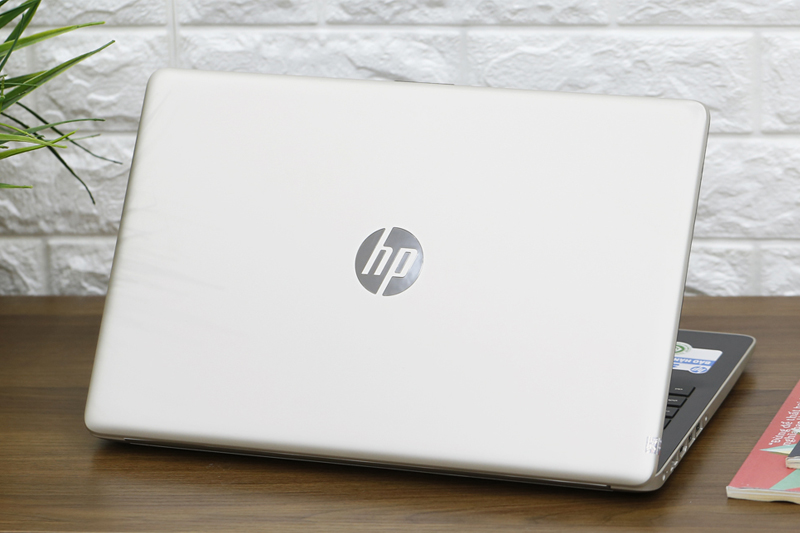 Laptop HP 15 da0036TX i7 8550U (4ME78PA) chính hãng Giá rẻ nhất