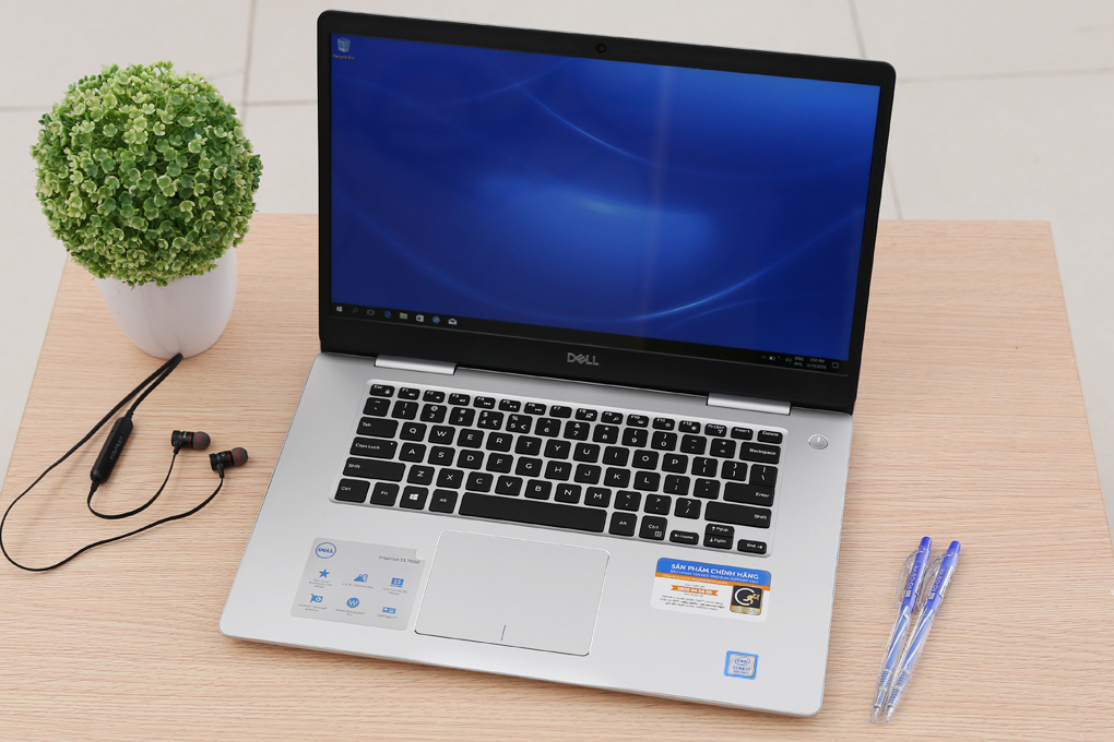 Laptop Dell Inspiron 7570 i7 8550U/8GB/1TB+128GB/4GB MX130/Win10/Office365/(782P82) Màu Bạc