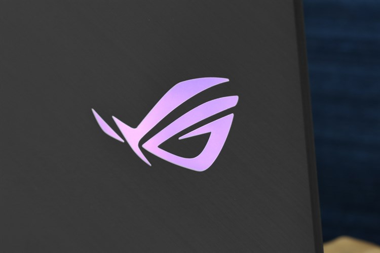 Laptop Asus ROG Strix Scar GL504GM i7 8750H/16GB/1TB+128GB/6GB GTX1060/Win10/(ES044T)