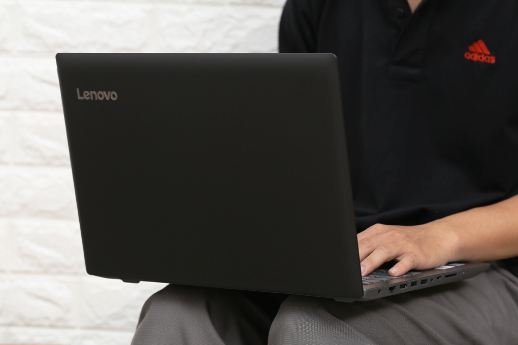 Laptop Lenovo Ideapad 330 15IKBR i5 8250U/4GB/1TB/Win10/(81DE01KWVN) Màu Đen