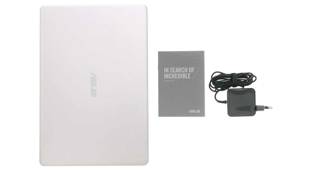 Bộ sản phẩm gồm: Sách hướng dẫn, Thùng máy, Sạc Laptop Asus