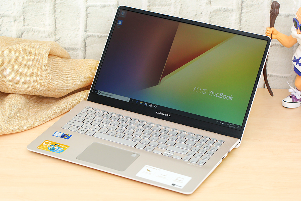 Laptop Asus Vivobook S15 S530UA i5 8250U/4GB+16GB/1TB/Win10 (BQ290T) Màu Vàng đồng