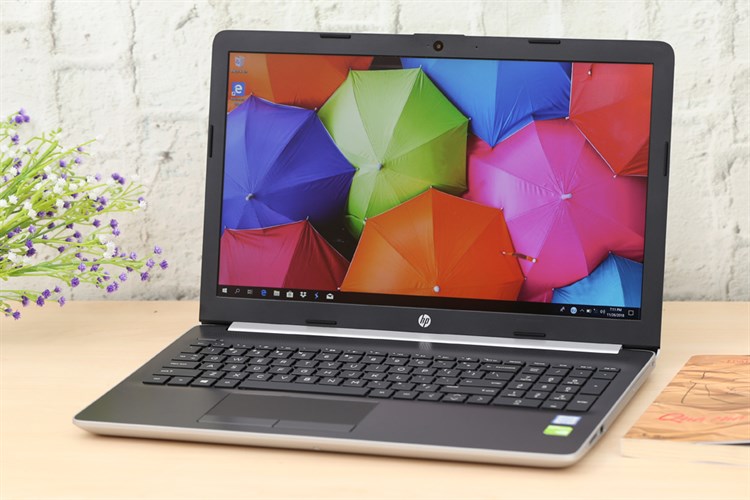 Laptop HP 15 da0443TX i3 7020U/4GB/1TB/2GB MX110/Win10 (5SL06PA) Màu Bạc