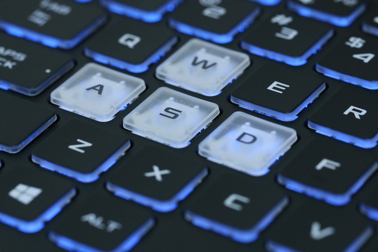 Laptop Asus FX505GE i7 8750H/8GB/1TB+128GB/GTX1050Ti/Win10/(BQ037T)