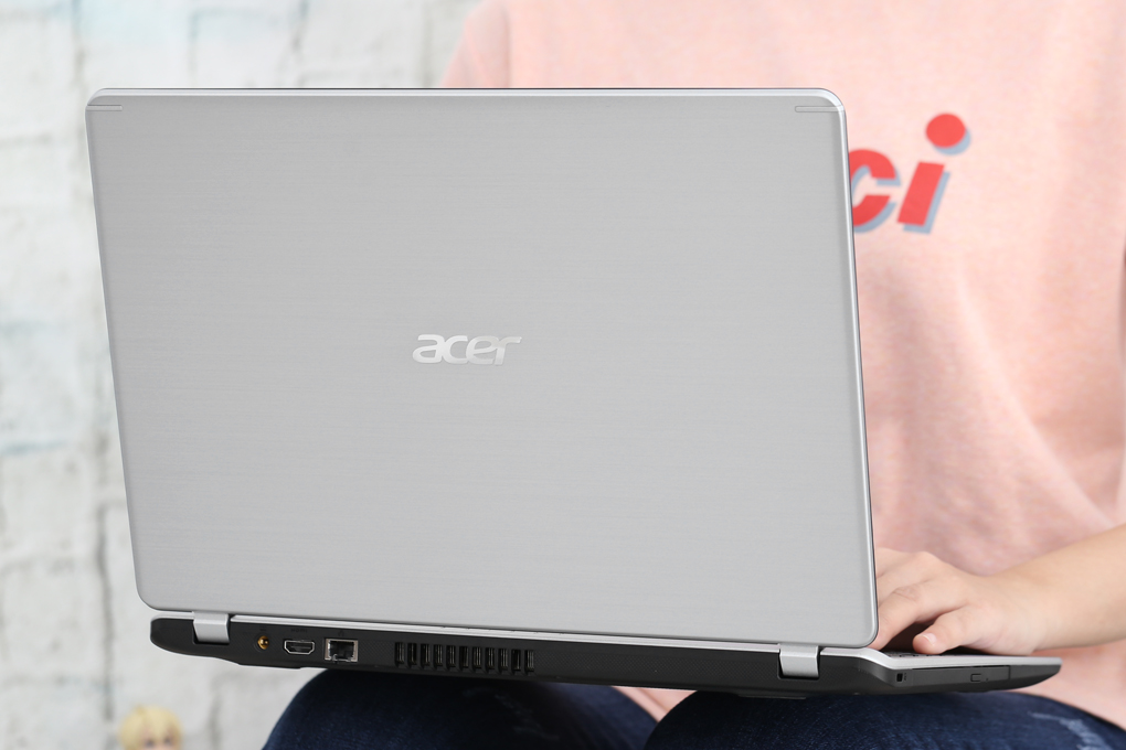 Laptop Acer Aspire A515 53 3153 i3 8145U/4GB/1TB/Win10 (NX.H6BSV.005) Màu Bạc